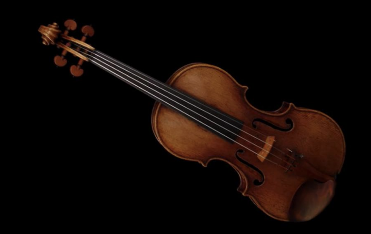 Holiday Orchestra Concert Held at Hillcrest High School